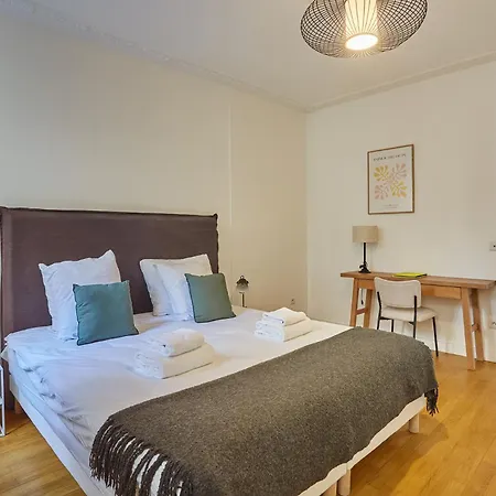 Center Of Montmartre By Prestige *