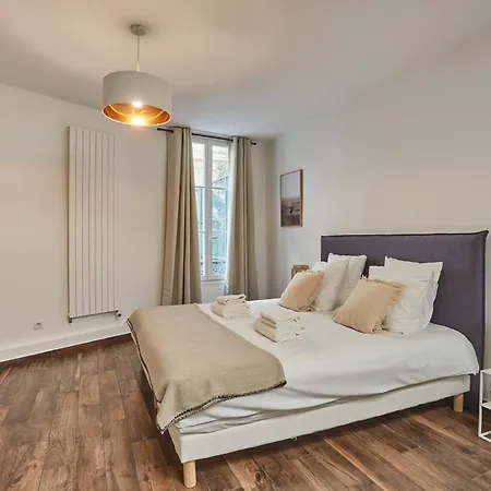 Center Of Montmartre By Prestige